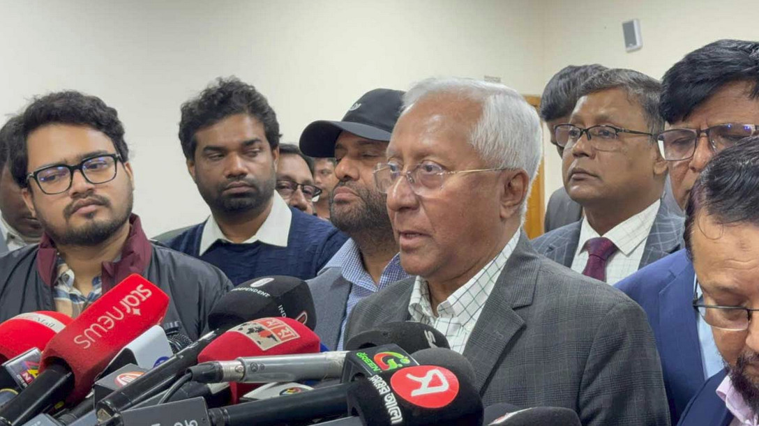 রোববার কমিশনে উপস্থাপন করা হবে তারেক রহমান ও জাইমার ভোটার হওয়ার নথি : ইসি সচিব