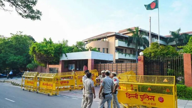ভিসা দেওয়া স্থগিত করেছে দিল্লির বাংলাদেশ হাইকমিশন