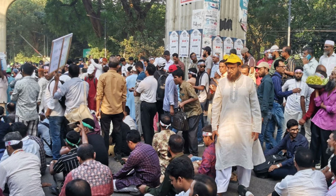 মঙ্গলবারেও প্রাথমিক শিক্ষকদের কর্মবিরতির ঘোষণা