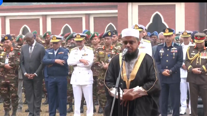 সুদানে নিহত ৬ শান্তিরক্ষীর জানাজা শেষে নেয়া হচ্ছে গ্রামের বাড়িতে