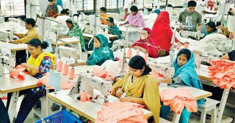 খালেদা জিয়ার মৃত্যুতে বুধবার দেশের সব পোশাক কারখানায় ছুটি ঘোষণা