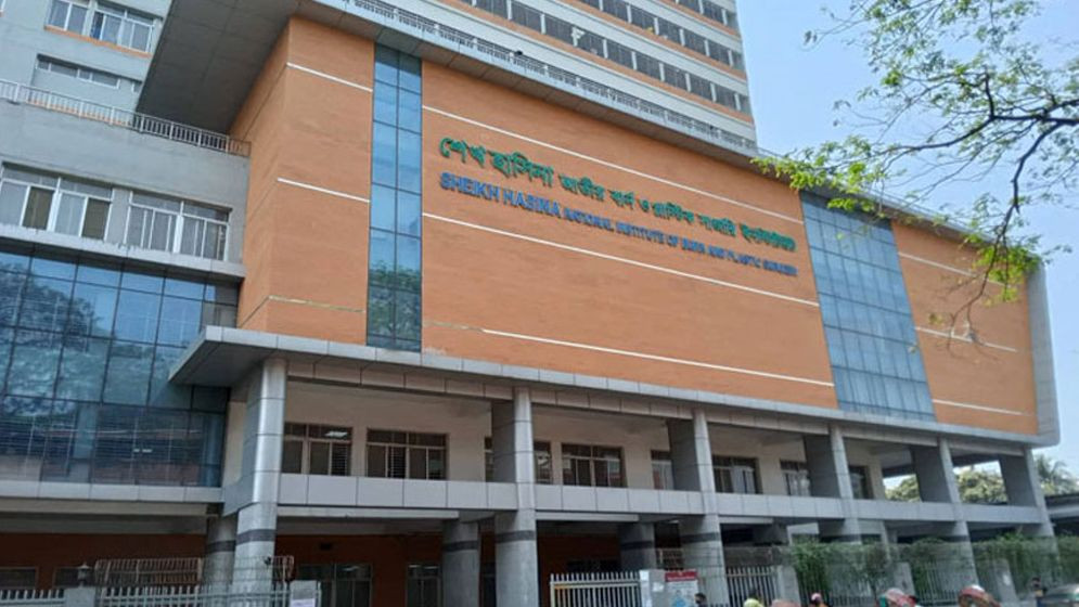 ভৈরবে গ্যাস সিলিন্ডারের আগুনে শিশুসহ দগ্ধ ১৫