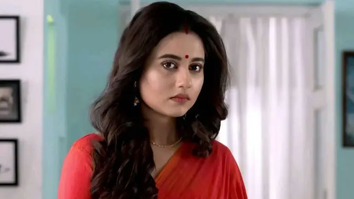 ক্ষমা চাইলেন স্বস্তিকা