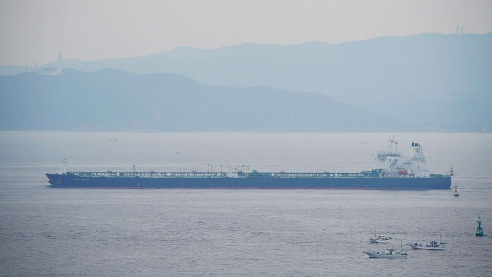 বাংলাদেশি ক্রুসহ অবৈধ জ্বালানি ট্যাংকার আটক করেছে ইরান