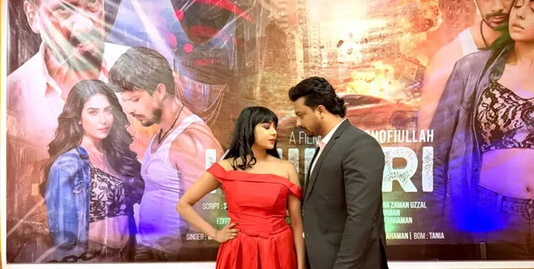 দেশজুড়ে মুক্তি পাচ্ছে ‘খিলাড়ি’