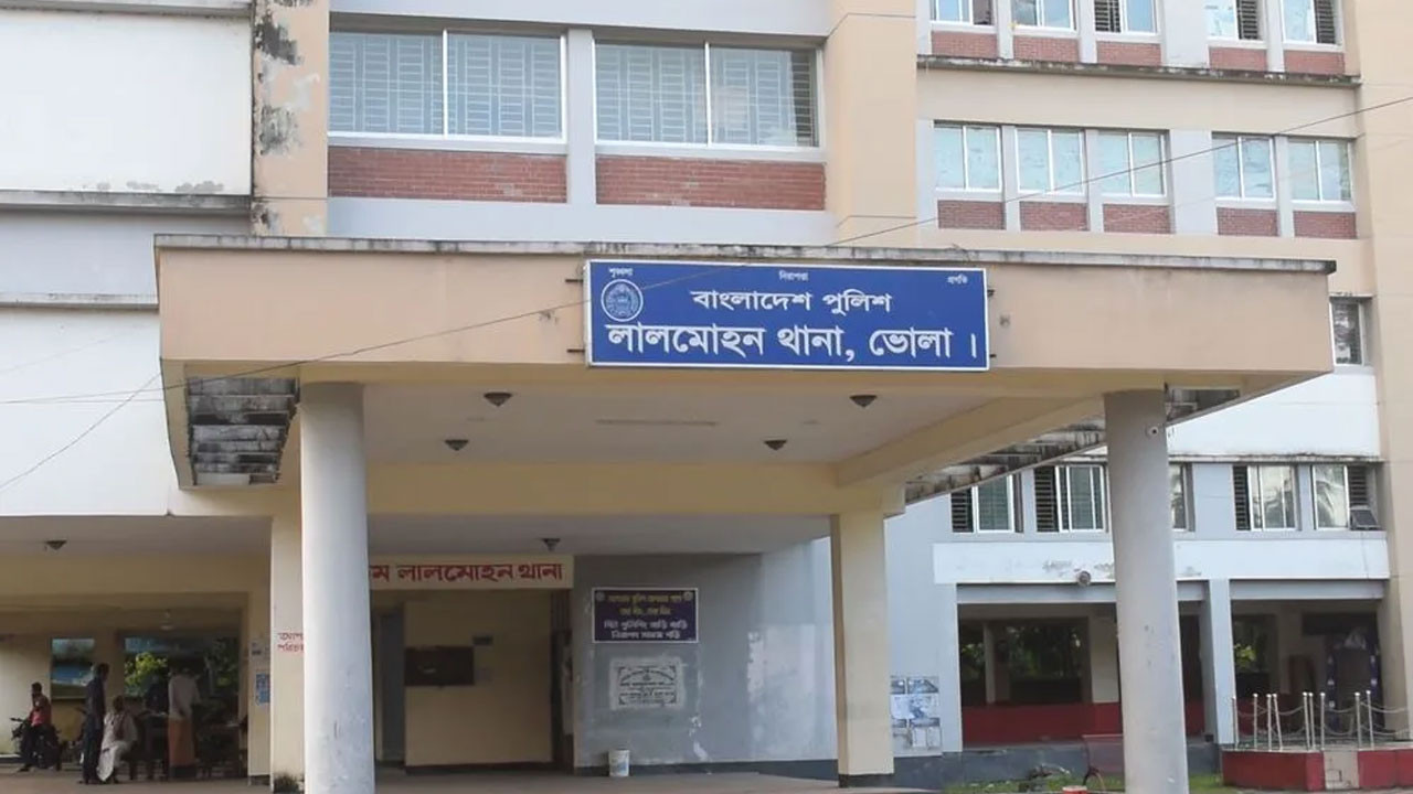 চালককে হত্যা করে অটোরিকশা ছিনতাই