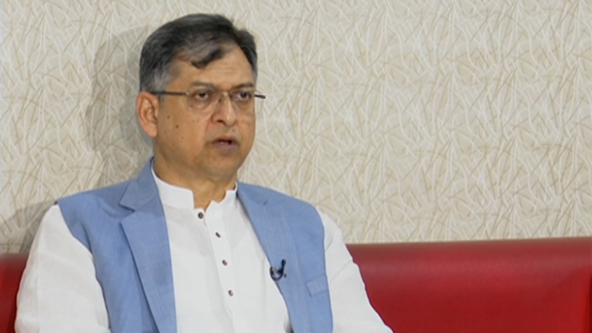 নৈরাজ্য করে নির্বাচন পেছানোর কোনো সুযোগ নেই: সালাহউদ্দিন আহমদ