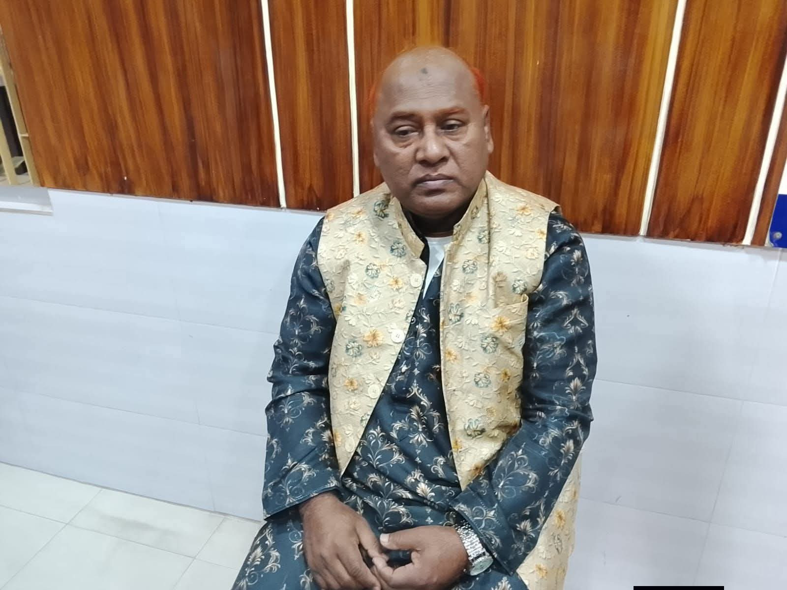 বগুড়া-১ আসনের স্বতন্ত্র প্রার্থী লিপির সমন্বয়কারী জিন্নাহকে মারধর 