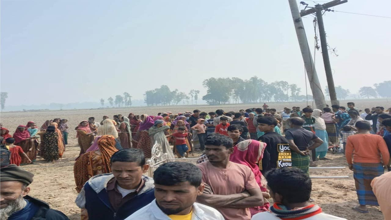 সিরাজগঞ্জের উল্লাপাড়ায় বিদ্যুৎ সঞ্চালন লাইনে কাজ করার সময় কর্মচারীর মৃত্যু