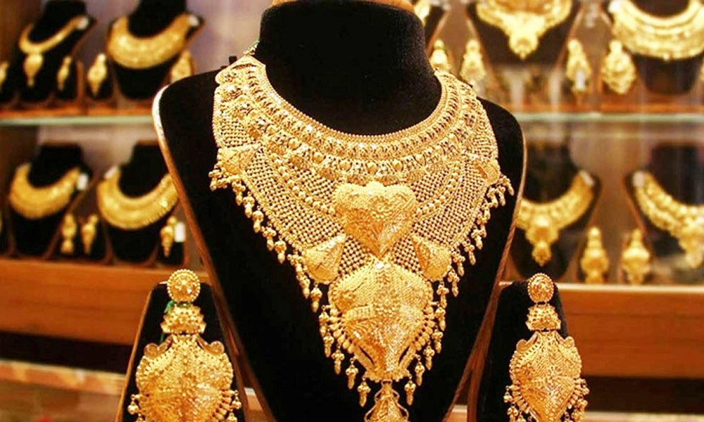 বেড়েছে স্বর্ণের দাম, প্রতি ভরি ২২৪৯৪০ টাকা