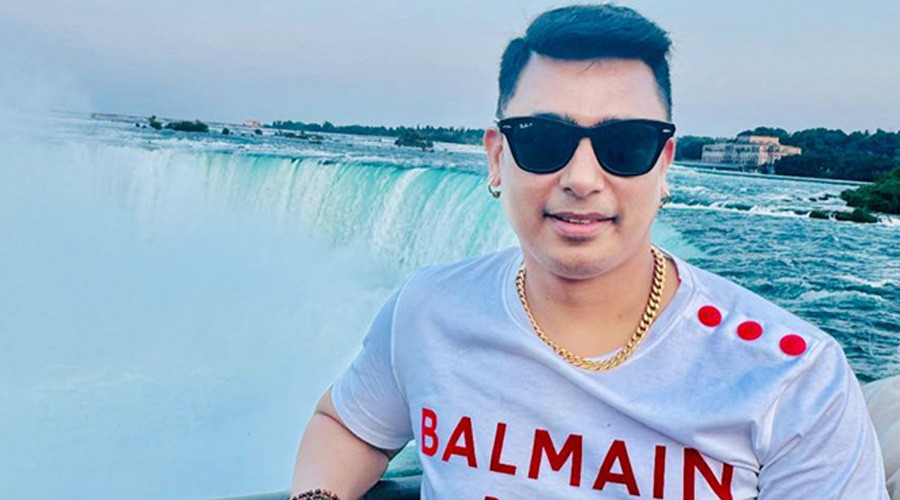 জায়েদ খান এখন বিনোদন সাংবাদিক