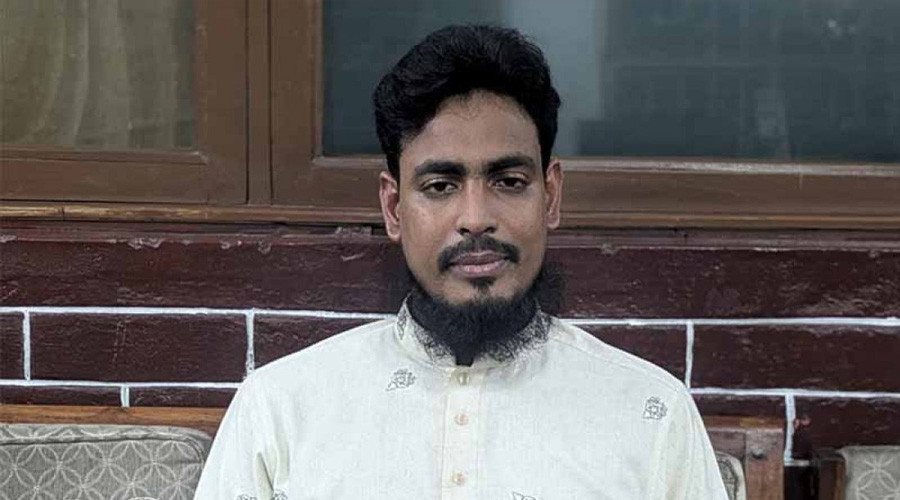 দুই মামলায় খালাস পেলেন আখতার হোসেন