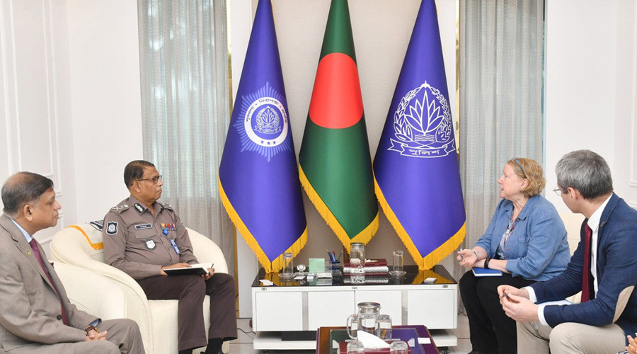 আইজিপির সঙ্গে ইউনেস্কো প্রতিনিধিদলের সৌজন্য সাক্ষাৎ