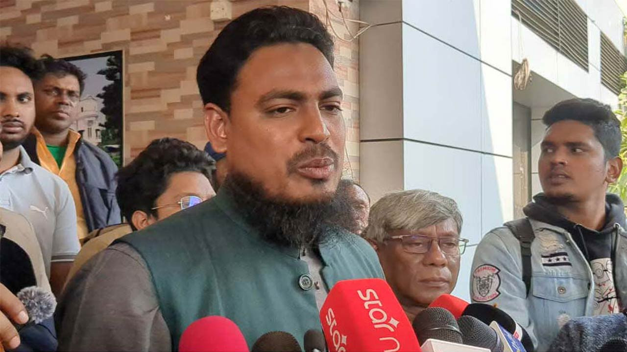 জাতীয় পার্টি ফ্যাসিবাদী কায়দায় ‘না’ ভোটের পক্ষে অবস্থান নিয়েছে : আখতার হোসেন