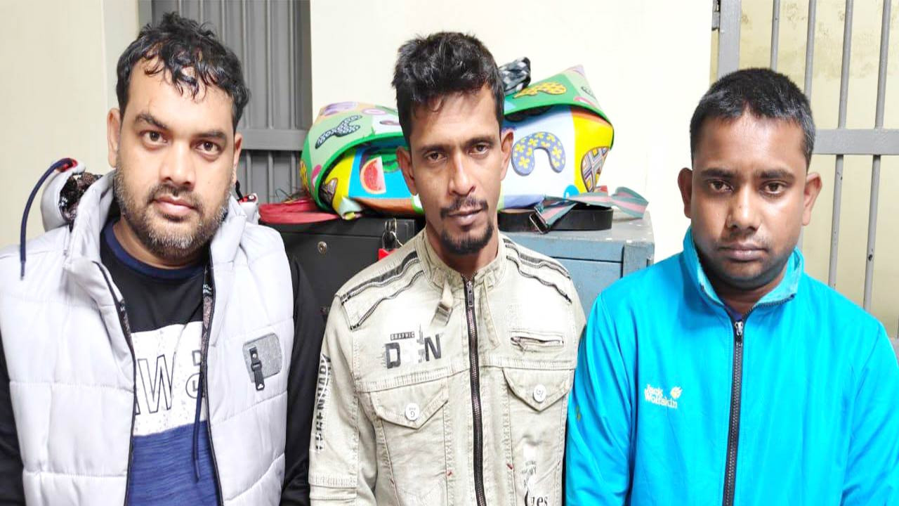 বগুড়ায় ডিবি ও সাংবাদিক পরিচয়ে প্রকৌশলীকে অপহরণ করে মুক্তিপণ আদায়, টাকা উদ্ধারসহ গ্রেফতার ৩