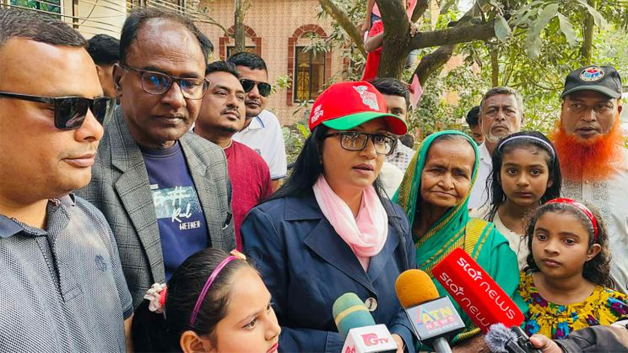 কুরুচিপূর্ণ বক্তব্যের জবাব মানুষ ব্যালটের মাধ্যমেই দেবে : ব্যারিস্টার পুতুল