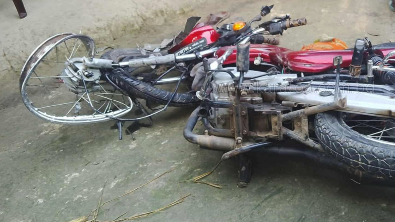 বগুড়ার নন্দীগ্রামে সড়ক দুর্ঘটনায় দুই শ্রমিক নিহত