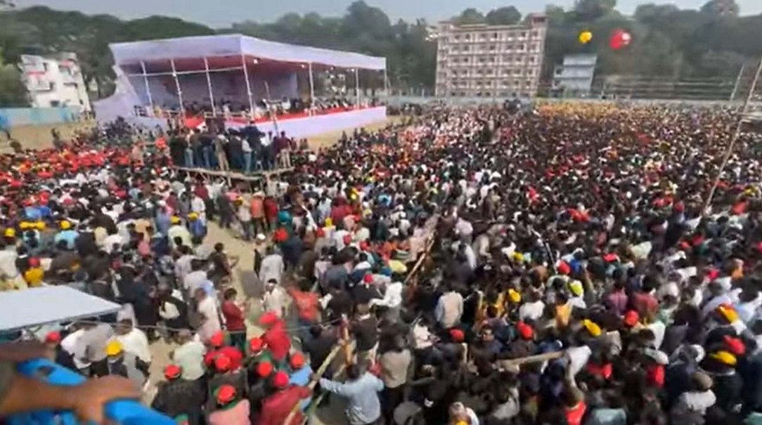 চট্টগ্রামে বিএনপির জনসভাস্থল কানায় কানায় পূর্ণ