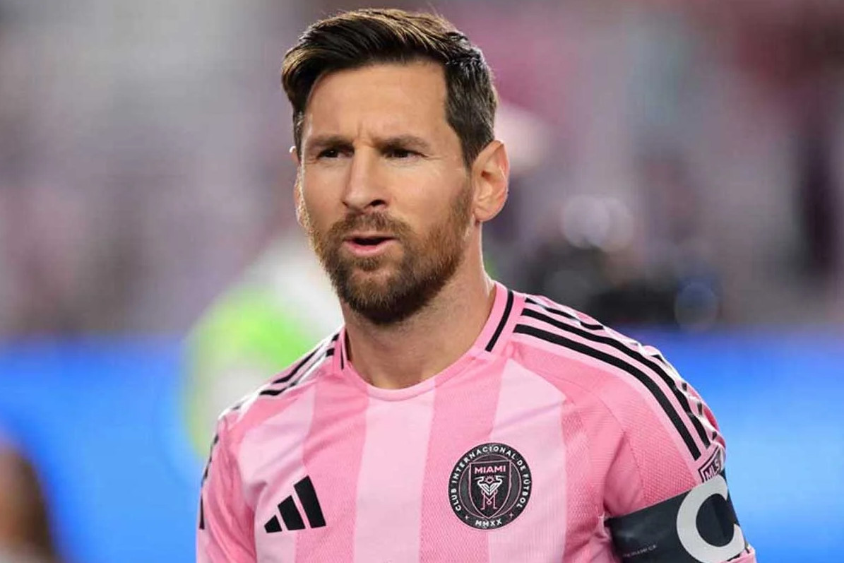 যে কারণে ইংরেজিতে কথা বলেন না মেসি