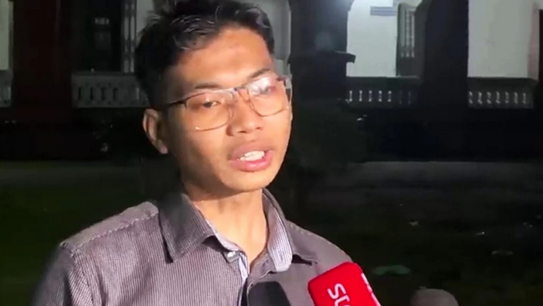 কেন্দ্রীয় মাঠে খেলতে যাওয়া কিশোর-তরুণদের ইস্যুতে যা জানালেন ডাকসুর সর্বমিত্র