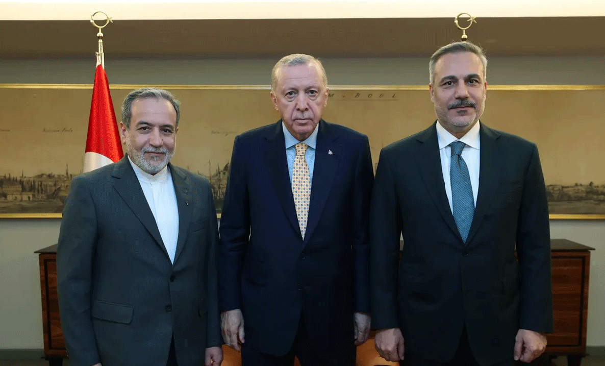 তেহরান পারমাণবিক অস্ত্রের পেছনে ছুটবে না: ইরান