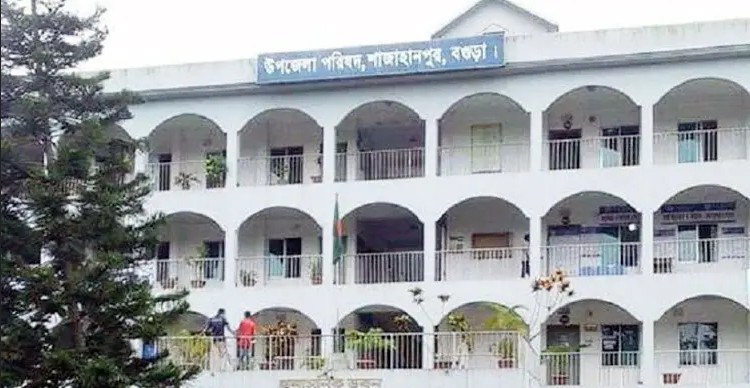 বগুড়ার শাজাহানপুরে দাঁড়িপাল্লার নির্বাচনি সরঞ্জাম পুড়িয়ে ফেলা ও হুমকির অভিযোগ