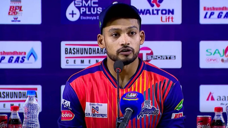 তামিমকে বিসিবি পরিচালকের কটাক্ষ, যা বললেন শান্ত