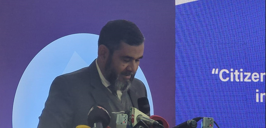 এবারের নির্বাচন ‘লাইনচ্যুত’ ট্রেনকে ফের লাইনে তোলার : ইসি সানাউল্লাহ