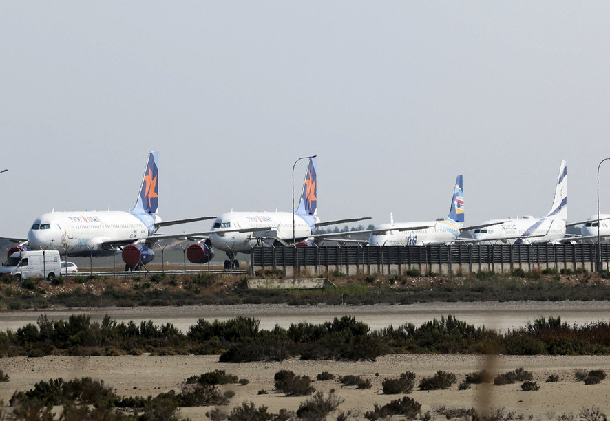 মার্কিন হামলার শঙ্কায় মধ্যপ্রাচ্যে একাধিক ফ্লাইট বাতিল বিমান সংস্থার