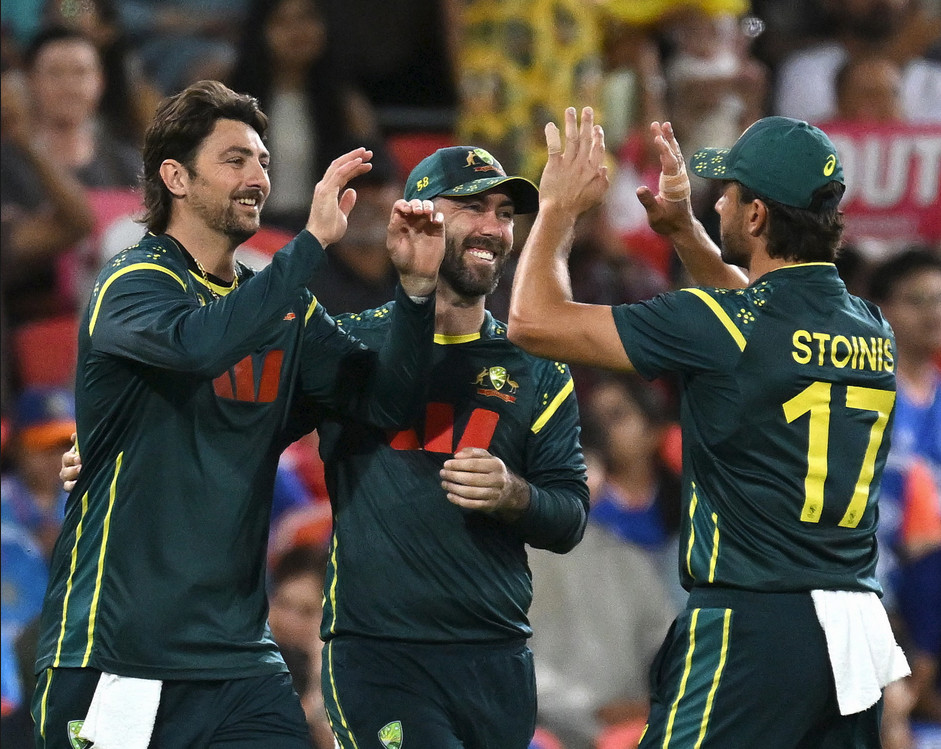 চমক রেখে অস্ট্রেলিয়ার টি-টোয়েন্টি বিশ্বকাপ স্কোয়াড ঘোষণা