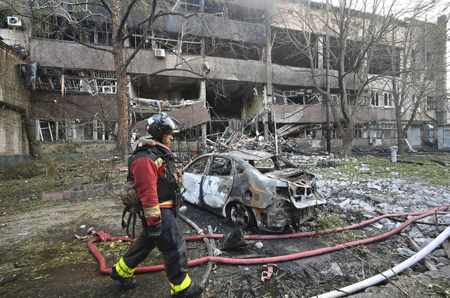 রাশিয়ার ড্রোন হামলায় ইউক্রেনে নিহত ৩