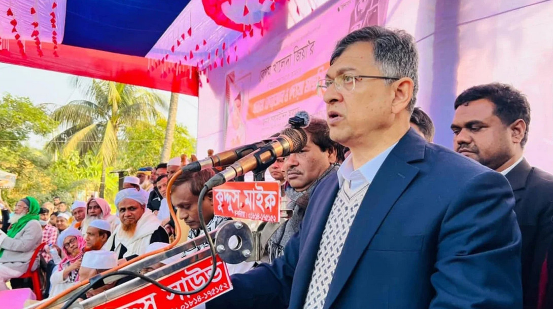 খালেদা জিয়া গণতন্ত্রকামী মানুষের অন্তরে স্থান পেয়েছেন: সালাহউদ্দিন