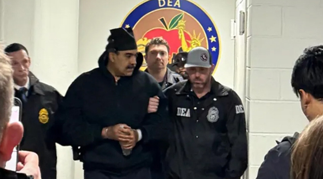 যুক্তরাষ্ট্রের আদালতে তোলা হচ্ছে মাদুরোকে