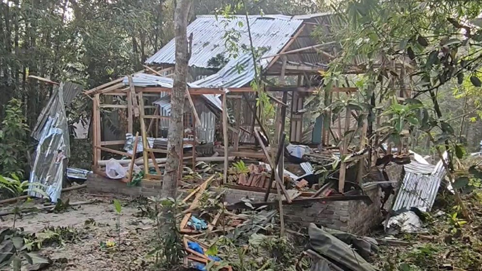 শরীয়তপুরের জাজিরায় ককটেল বিস্ফোরণে নিহত ১