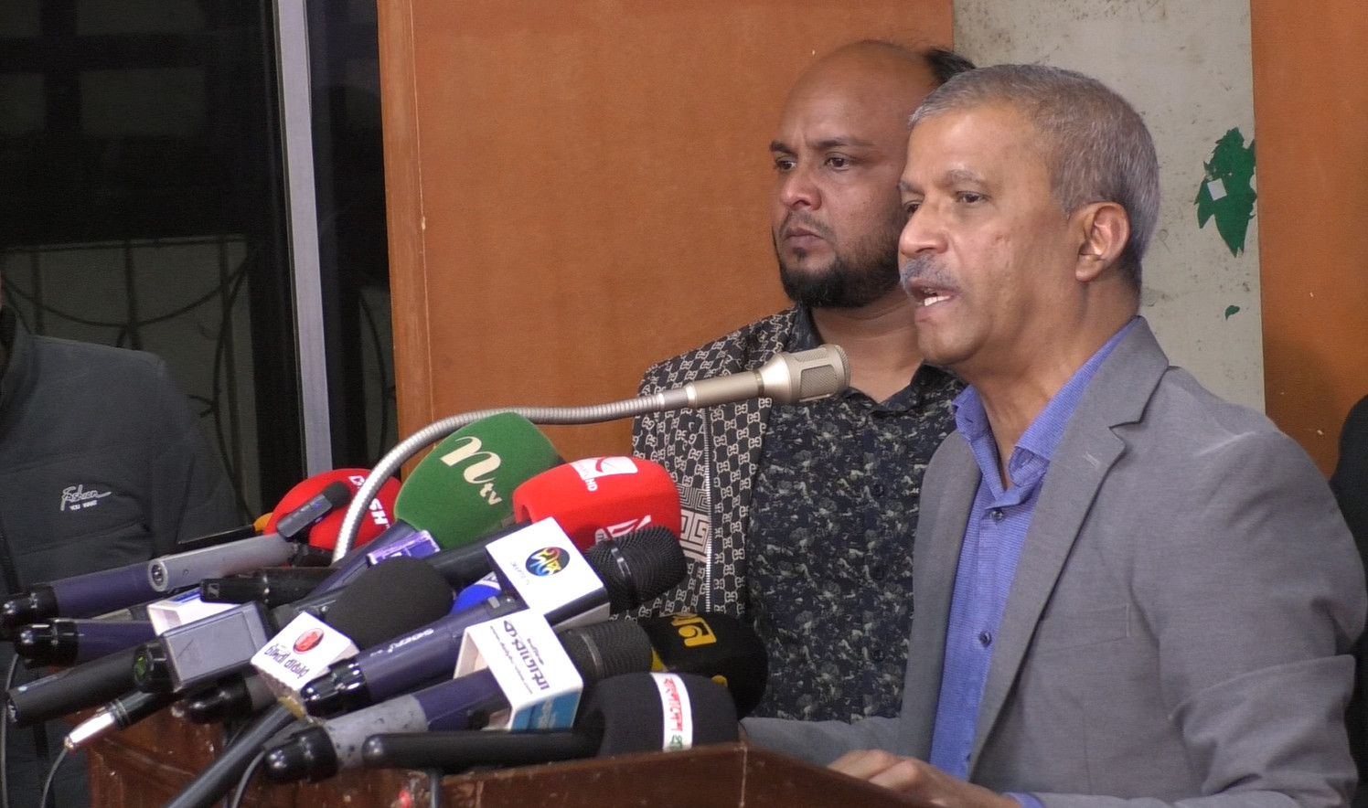 যারা সংস্কারের পক্ষে, তারা ‘হ্যাঁ’ ভোট দেবেন : আসিফ নজরুল