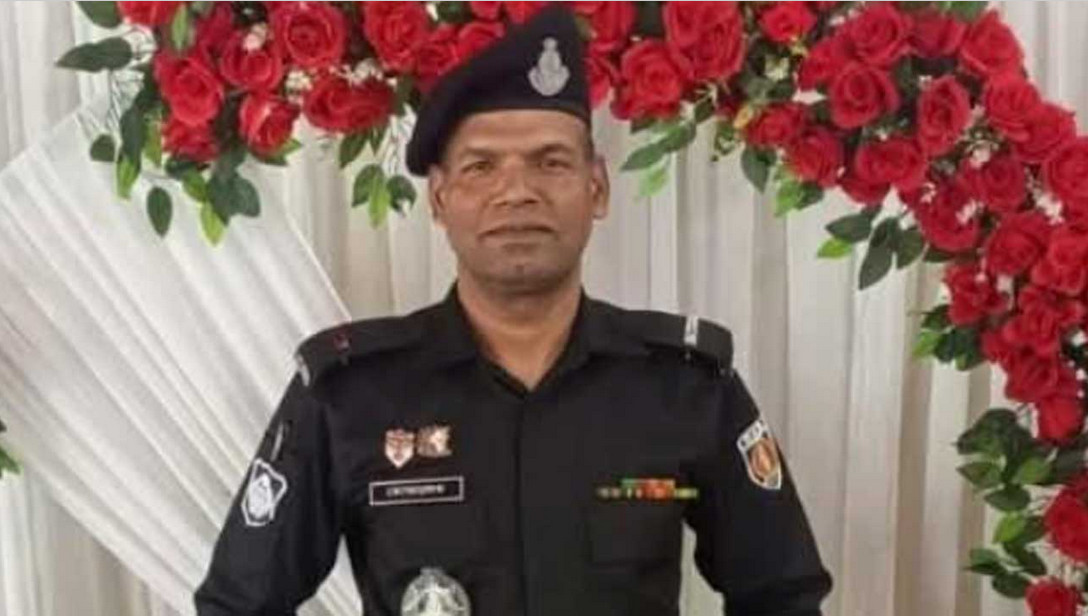 ডিজি’র উপস্থিতিতে দুপুরে নিহত র‌্যাব কর্মকর্তার জানাজা