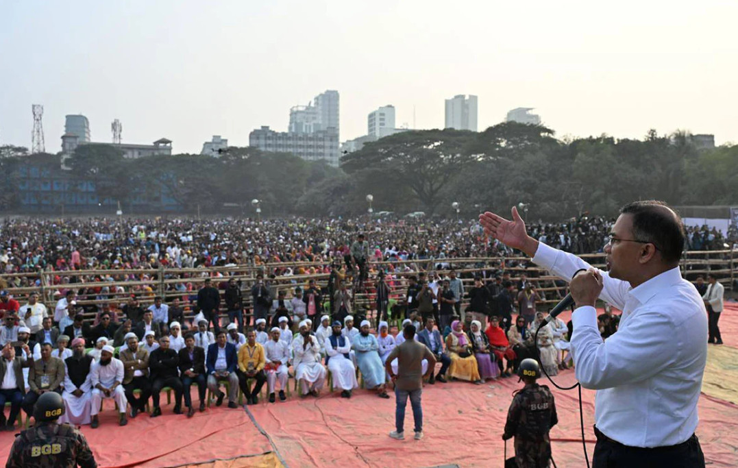 বস্তিবাসীদের জন্য উন্নত চিকিৎসা নিশ্চিত করা হবে: তারেক রহমান