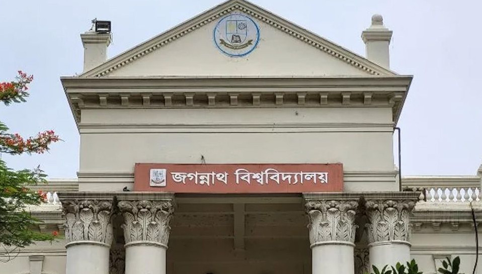 ভোটগণনা শেষে রাতেই চূড়ান্ত ফল: নির্বাচন কমিশন