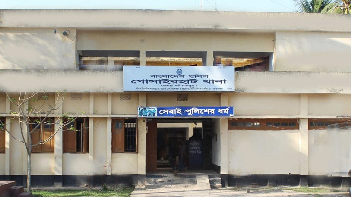 প্রতিপক্ষকে ফাঁসাতে নিজের স্ত্রীকে মারধর করে প্রতিপক্ষের বিরুদ্ধে মামলা করার অভিযোগ