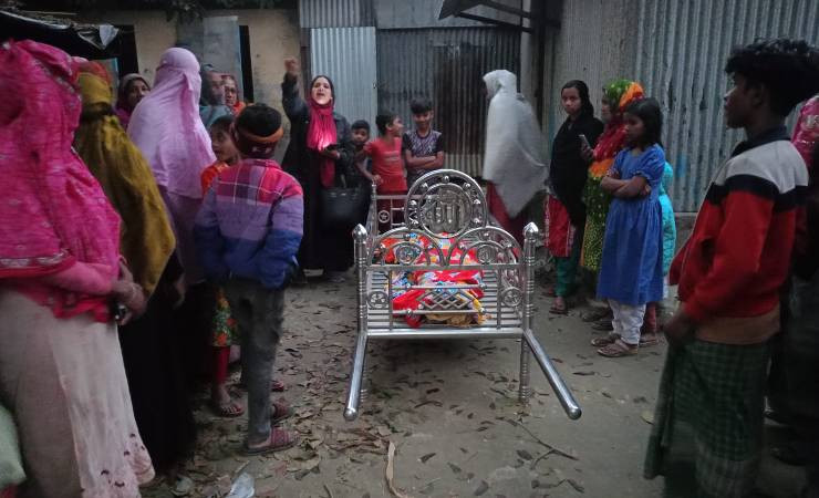 বোয়ালমারীতে ট্রেনে কেটে শ্রবণ প্রতিবন্ধী বৃদ্ধার মৃত্যু