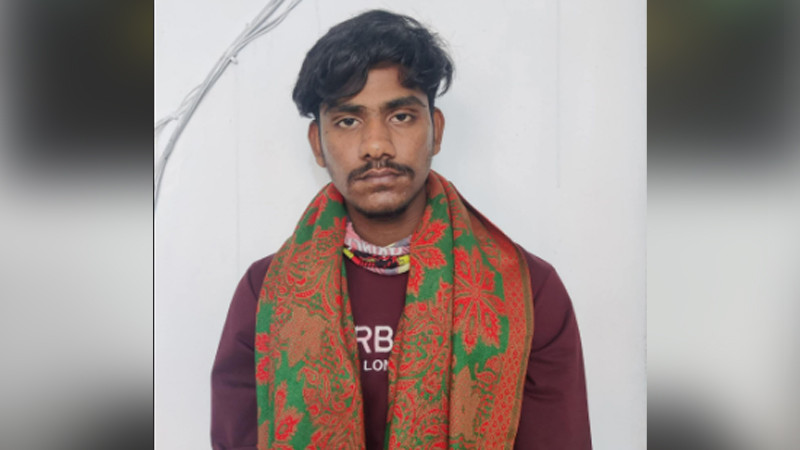 লালমোহনে মুখে বালিশচাপা দিয়ে স্ত্রীকে হত্যা, স্বামী আটক