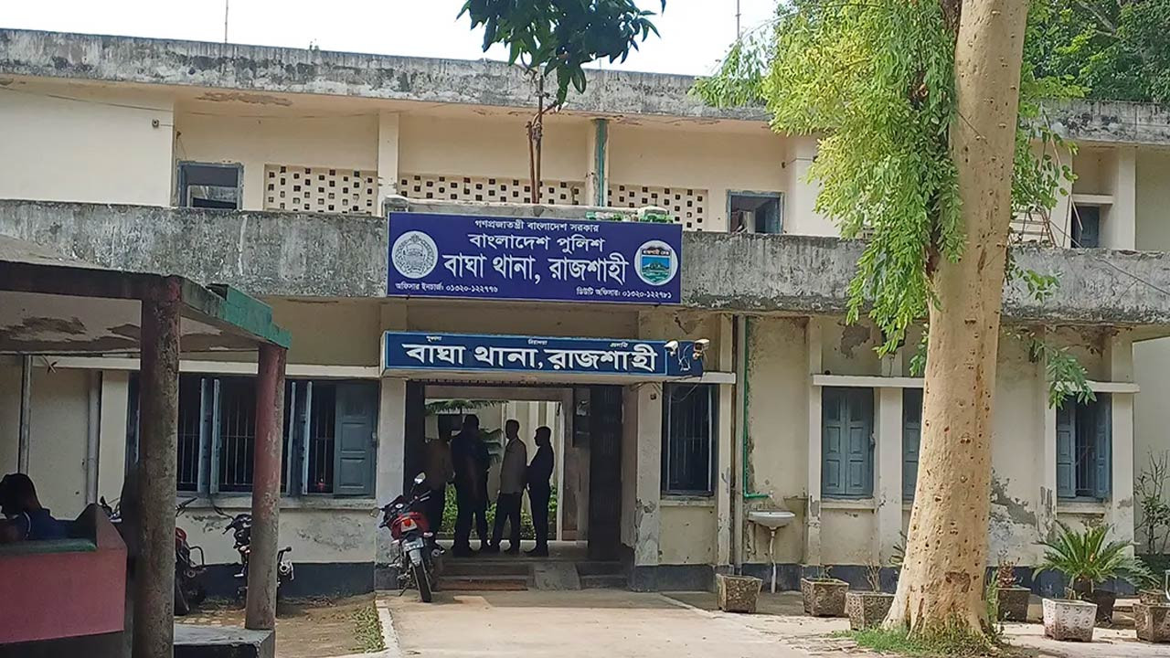 রাজশাহীর দুর্গাপুরে অজ্ঞাত প্রতিবন্ধী যুবক উদ্ধার