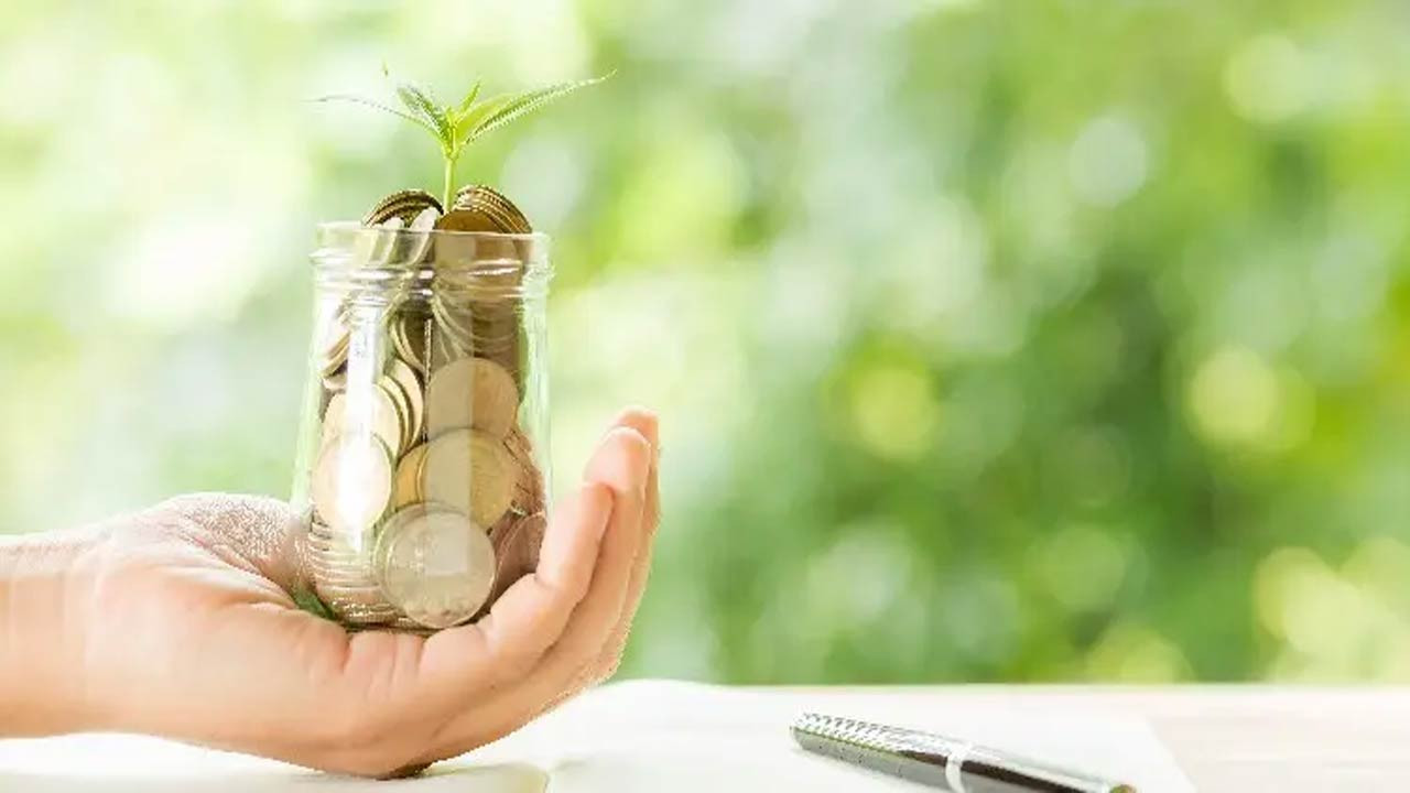 ধনী ব্যক্তির স্ত্রীকে জাকাত দেওয়া যাবে?