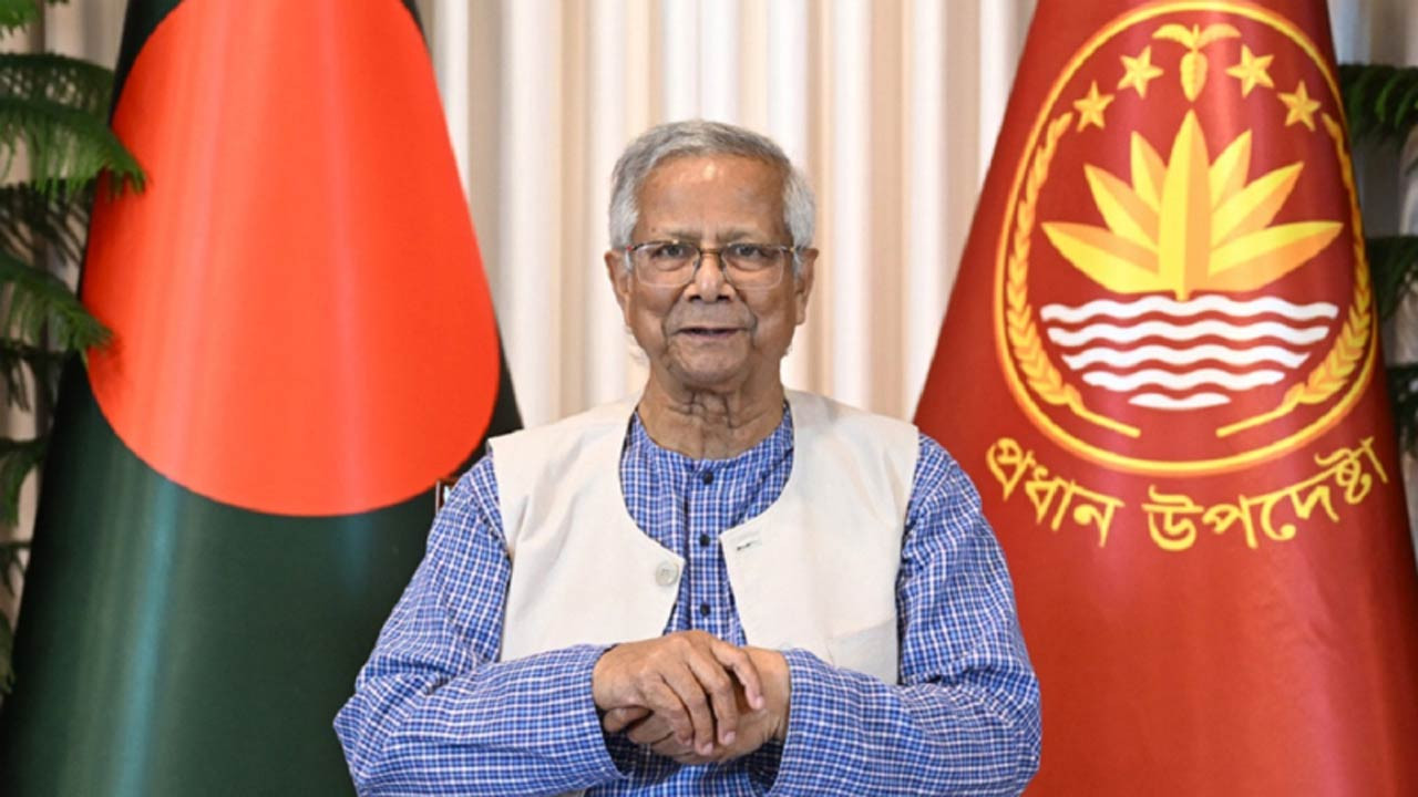 জাতির উদ্দেশে ভাষণ দিচ্ছেন অন্তর্বর্তী সরকারের  প্রধান উপদেষ্টা ড. মুহাম্মদ ইউনূস