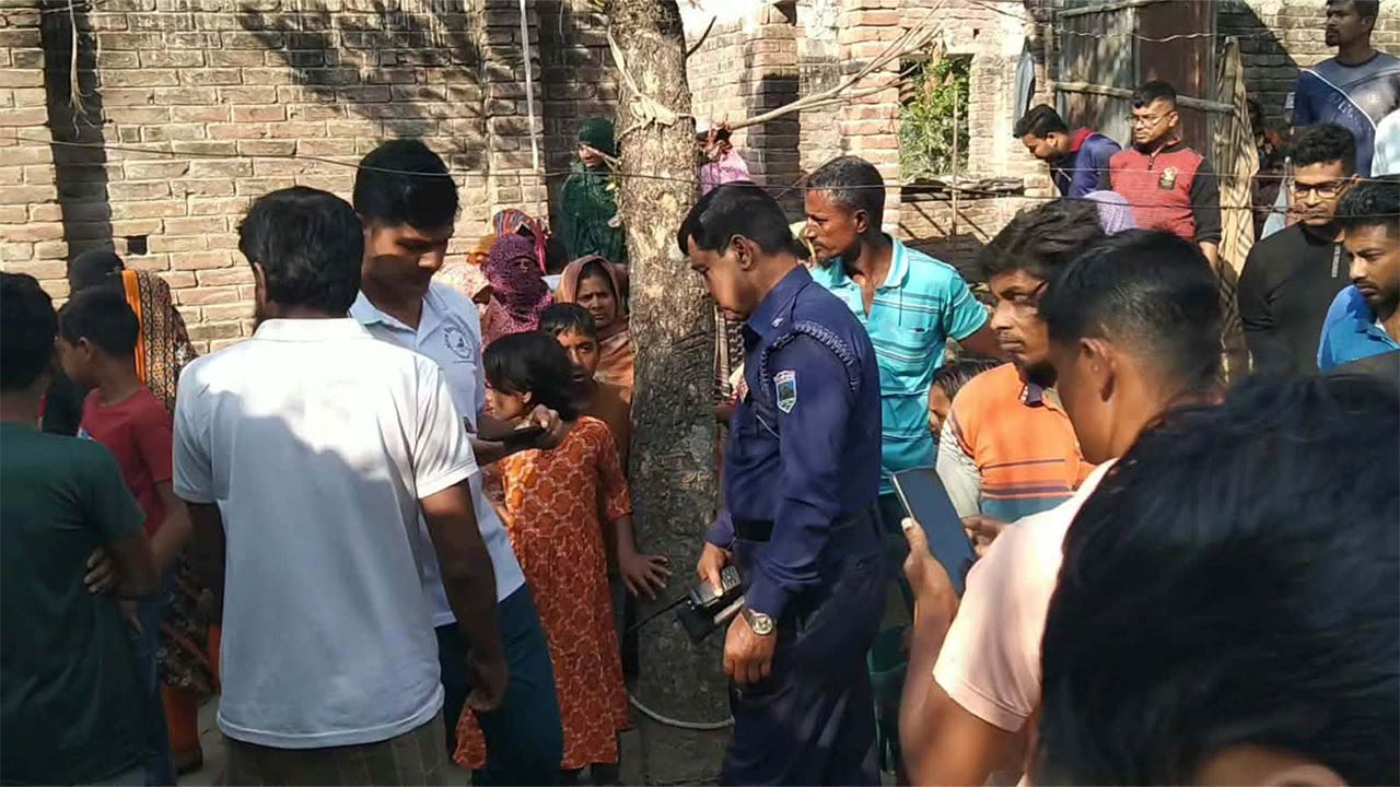 পাবনার সুজানগরে চাচাতো ভাই-ভাতিজাদের মারধরে প্রাণ গেল কৃষক লোকমানের