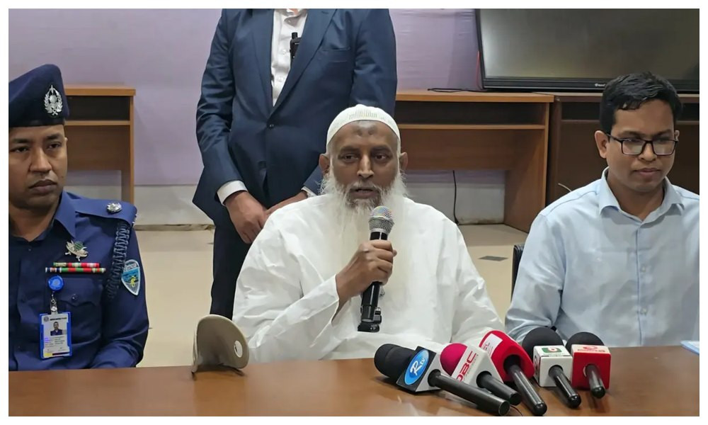 চাঁদাবাজি নির্মূলে প্রশাসনকে পুরস্কার ঘোষণা ধর্মমন্ত্রীর