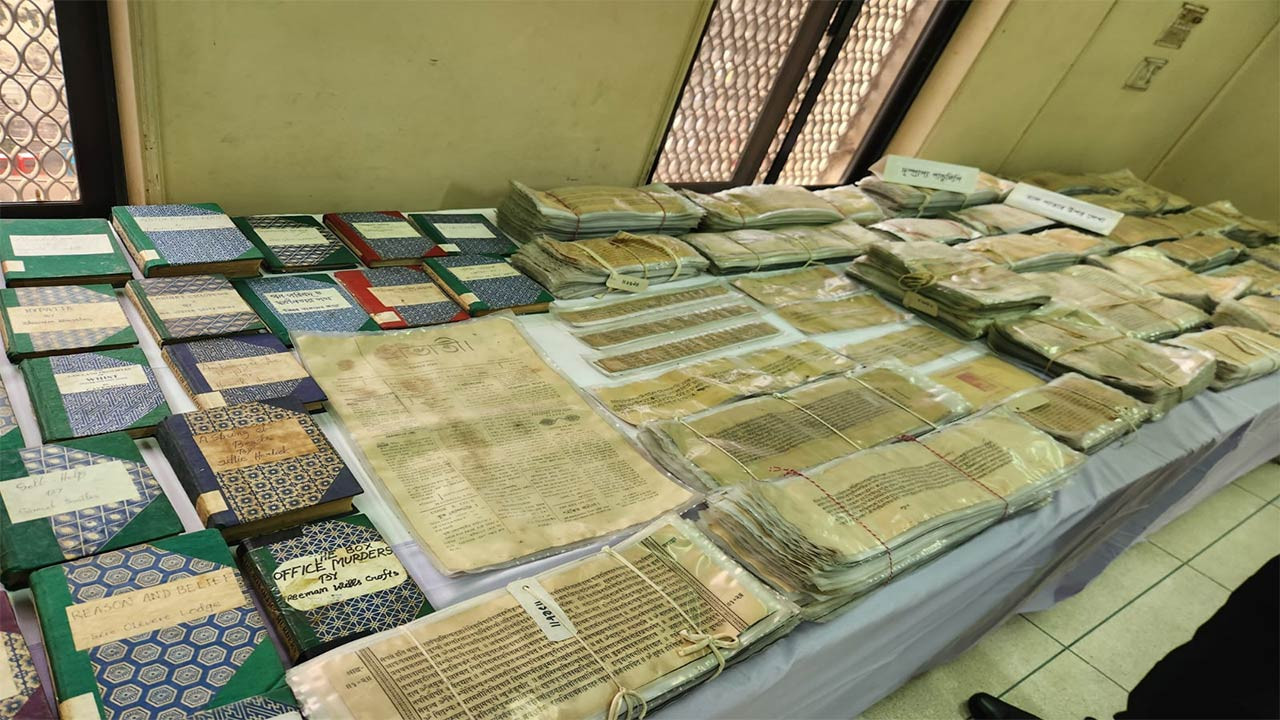 অন্নদা গোবিন্দ পাবলিক লাইব্রেরিতে দুর্লভ সংগ্রহ, সপ্তাহব্যাপী পুস্তক প্রদর্শনীর উদ্বোধন