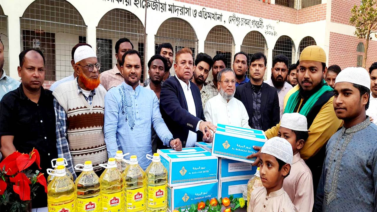 বগুড়ার গাবতলীতে কম্বল এবং এতিমখানায় খাদ্য বিতরণ করলেন এমপি মিল্টন