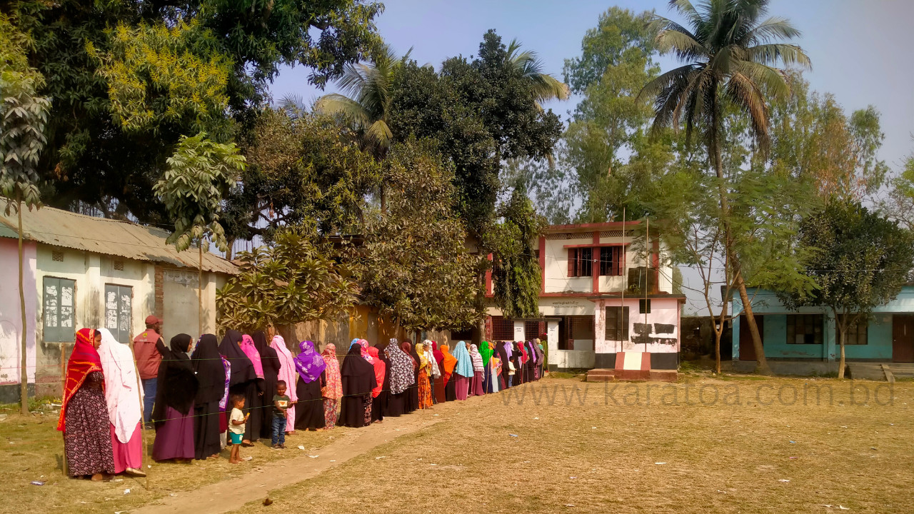 গাইবান্ধা-৫ আসনে শান্তিপূর্ণ ভোটগ্রহণ কোথাও অপ্রীতিকর ঘটনার খবর নেই