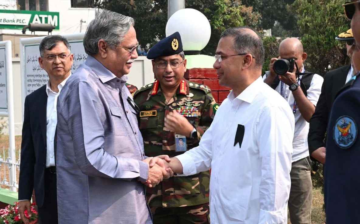 রাষ্ট্রপতির সঙ্গে প্রধানমন্ত্রীর সাক্ষাৎ  